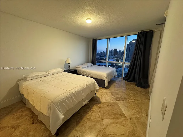 1750 N Bayshore Dr #3114 — Photo 6