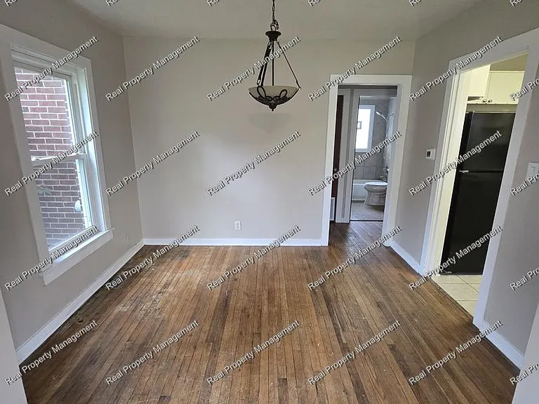 13135 Schneider St — Photo 4
