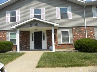 822 Highland Hill Ct #G, Saint Peters, MO 63376