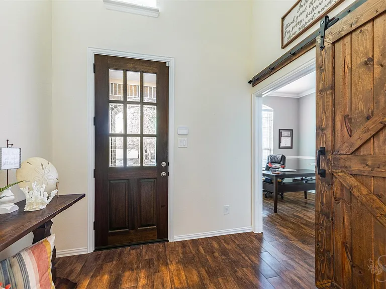 6003 Hedgepark Dr — Photo 10