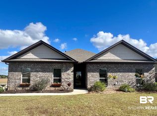9496 Hanloe Ln, Fairhope, AL 36532