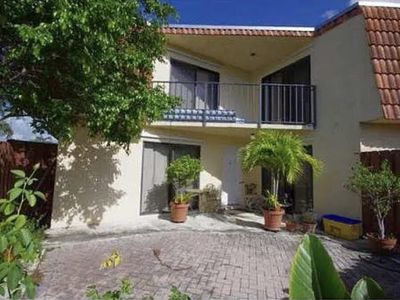 602 Springdale Circle, Palm Springs, FL, 33461