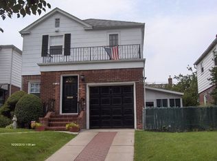 5828 217th St, Bayside, NY 11364