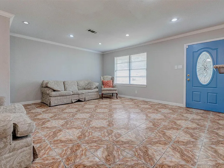 6751 Richwood Rd — Photo 18
