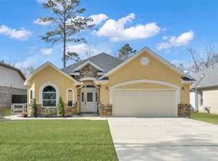 2371 La Salle Woods, Conroe, TX 77304