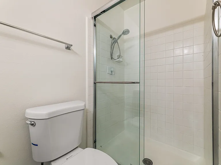 1340 S Beverly Glen Blvd #202 — Photo 19