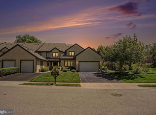 944 Hedgerow Ct, Blue Bell, PA 19422