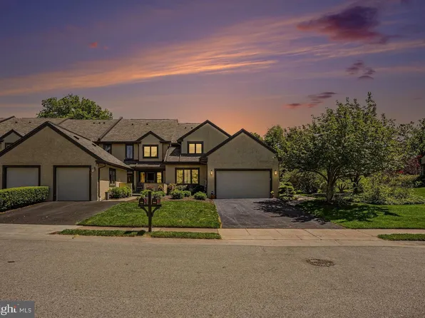 944 Hedgerow Ct, Blue Bell, PA 19422