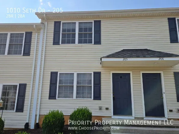 1010 Seth Dr #205, Staunton, VA 24401