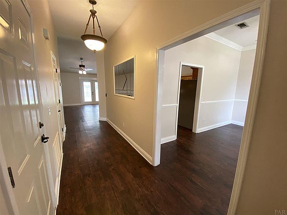 3rd image of 4742 Winterdale Dr