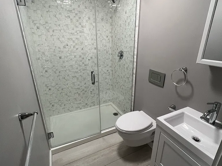 7 Thornley St #1 — Photo 4