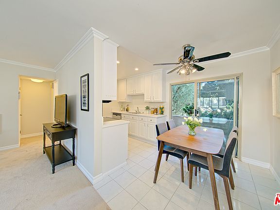 5th image of 8710 Belford Ave #221