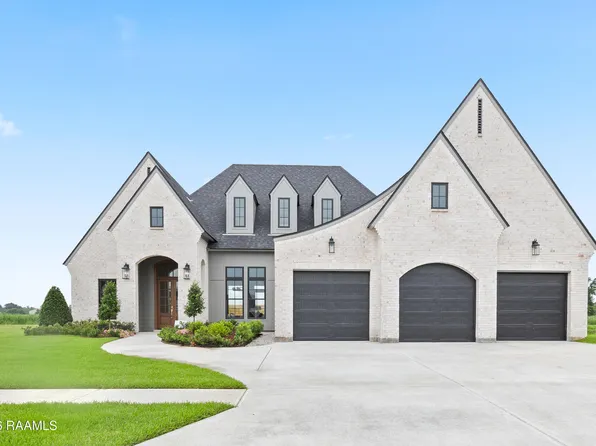 201 Sabal Bend Dr, Youngsville, LA 70592
