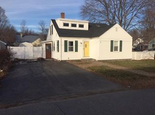 14 School St, Shirley, MA 01464