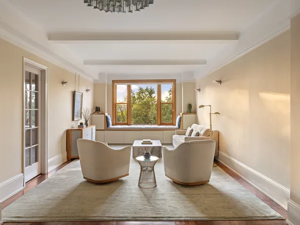 186 Riverside Drive image 1 of 14