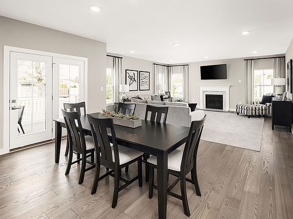 Corsica w Finished Basement