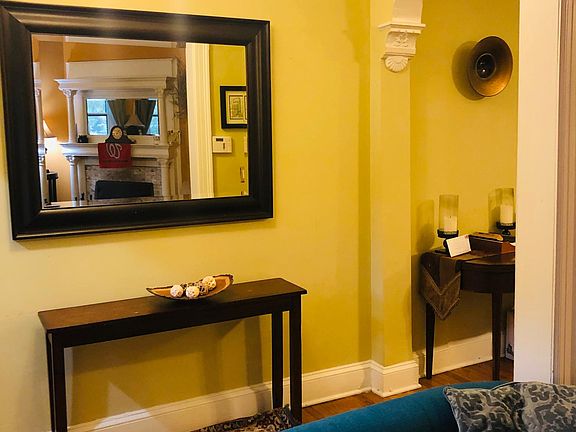 Entry table