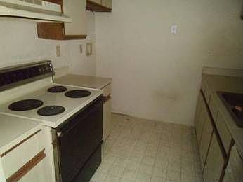 3rd image of 1021 Saint Andrews Way APT B
