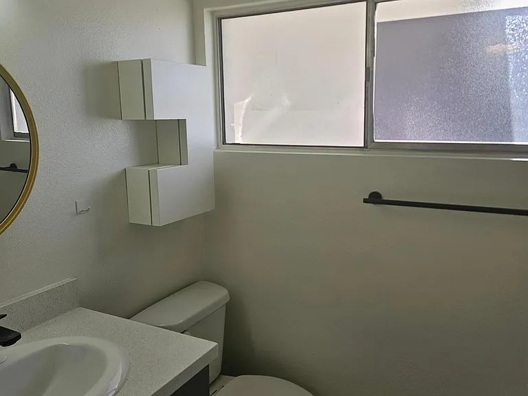 2520 N 46th St #5 — Photo 13