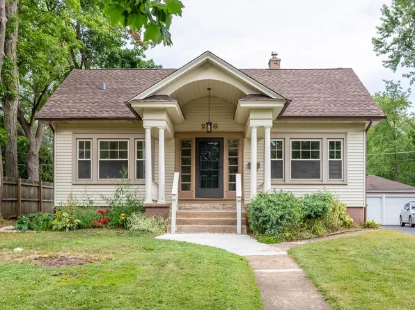 256 Stanley Ave, Waukegan, IL 60085
