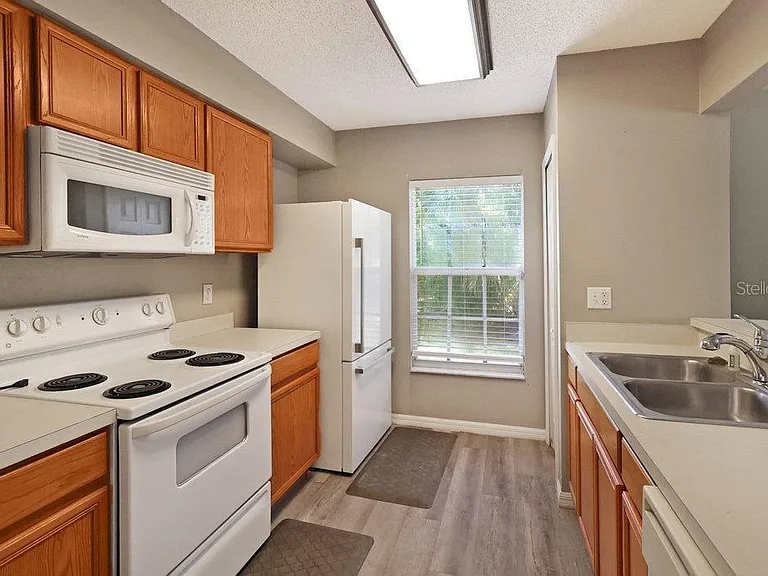 7127 Waterside Dr — Photo 17