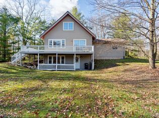 2760 Erin Dr, Metamora, MI