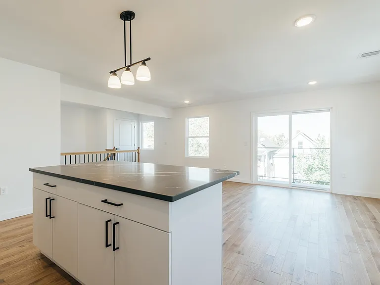 746 Seaport Dr #2 — Photo 20