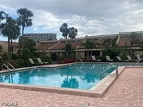 2 bed, 2.5 bath, 2018 sqft, $5,750 — Photo 2