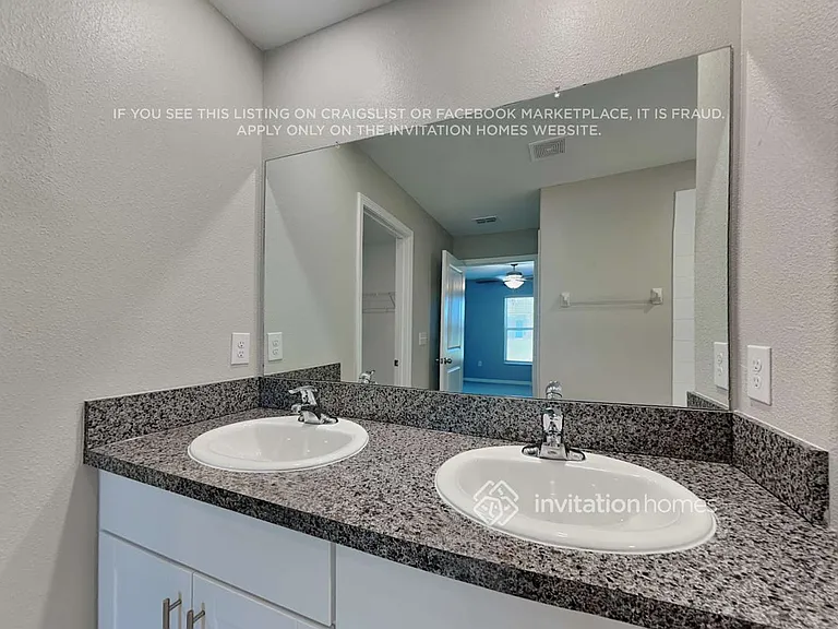 7112 Paradise Island Ct — Photo 10