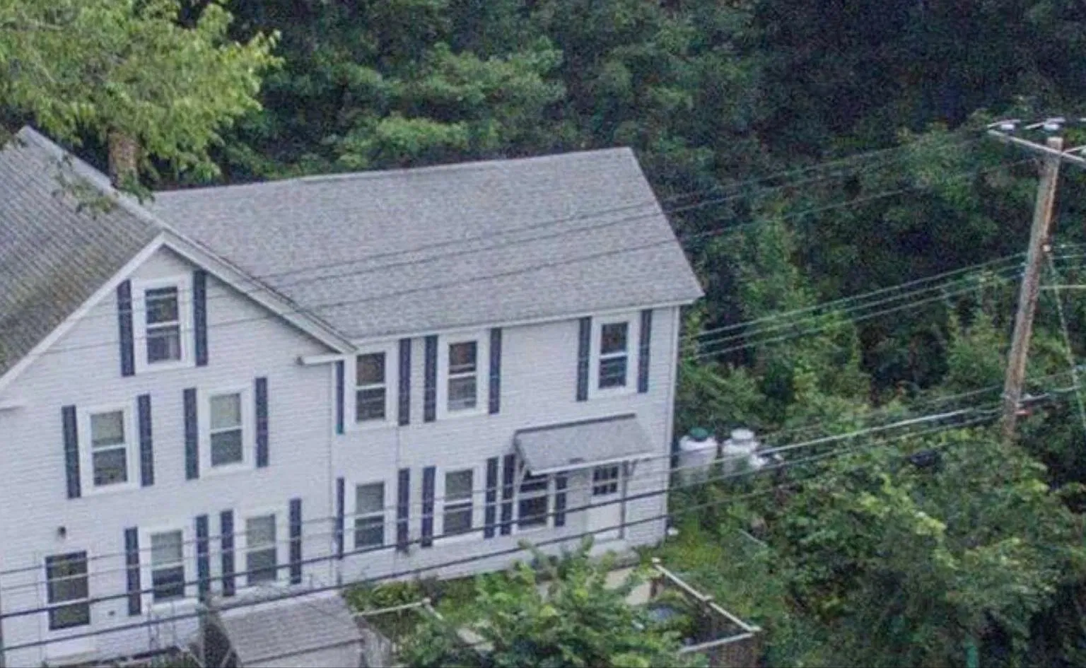 374 Main St — Photo 4