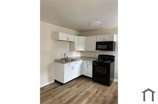 Building Photo - 265 Niagara Ave #C