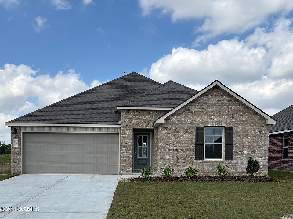 1st image of 152 Cottage Cove Dr