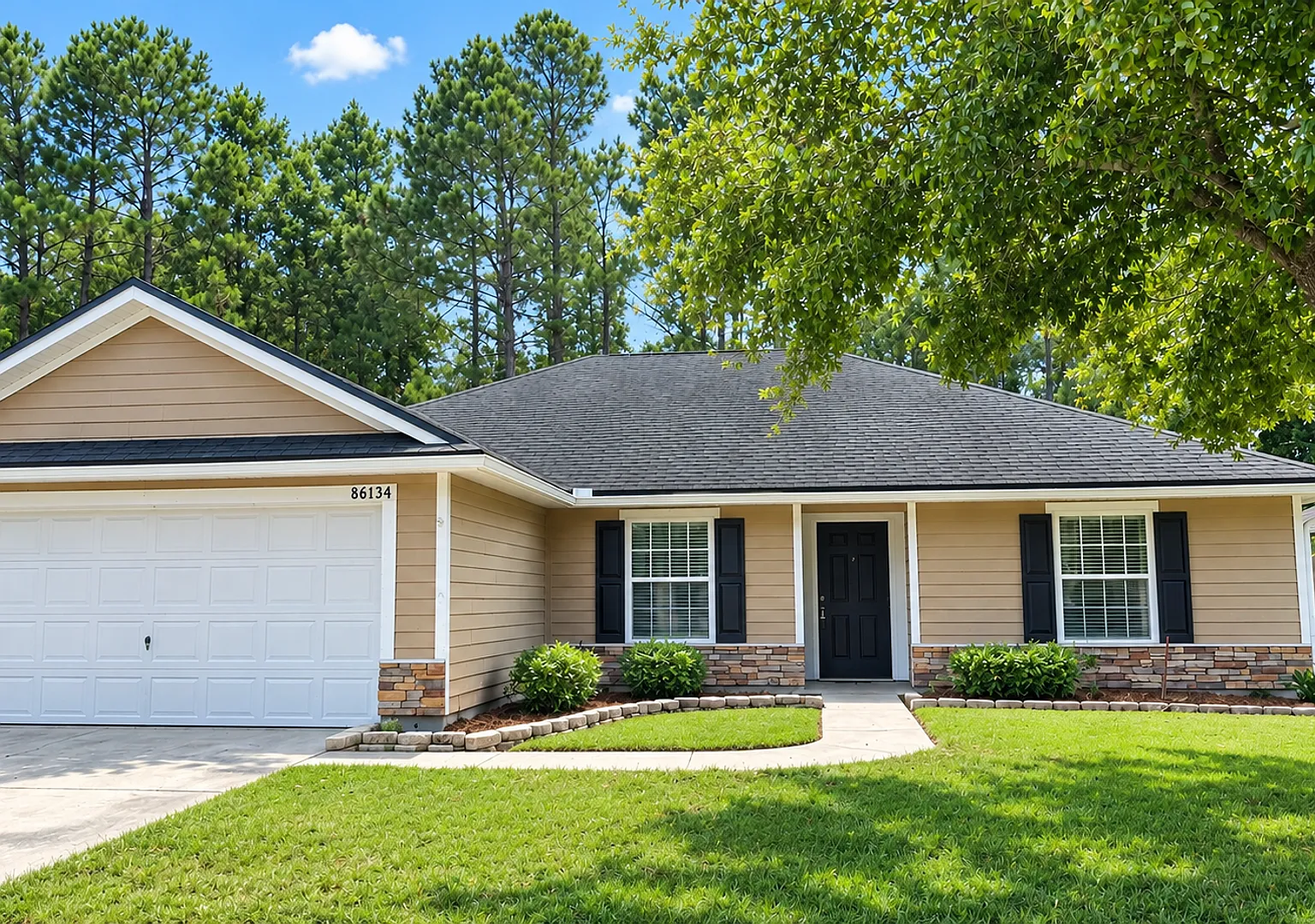 Convenient to Kings Bay and Jacksonville — Photo 1