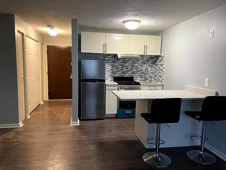 10 Kenmar Dr #28 — Photo 14