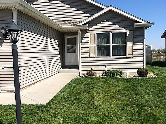 2nd image of 1302 Park Meadows Dr