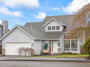 34826 Edna Barr Ln, Saint Helens, OR 97051