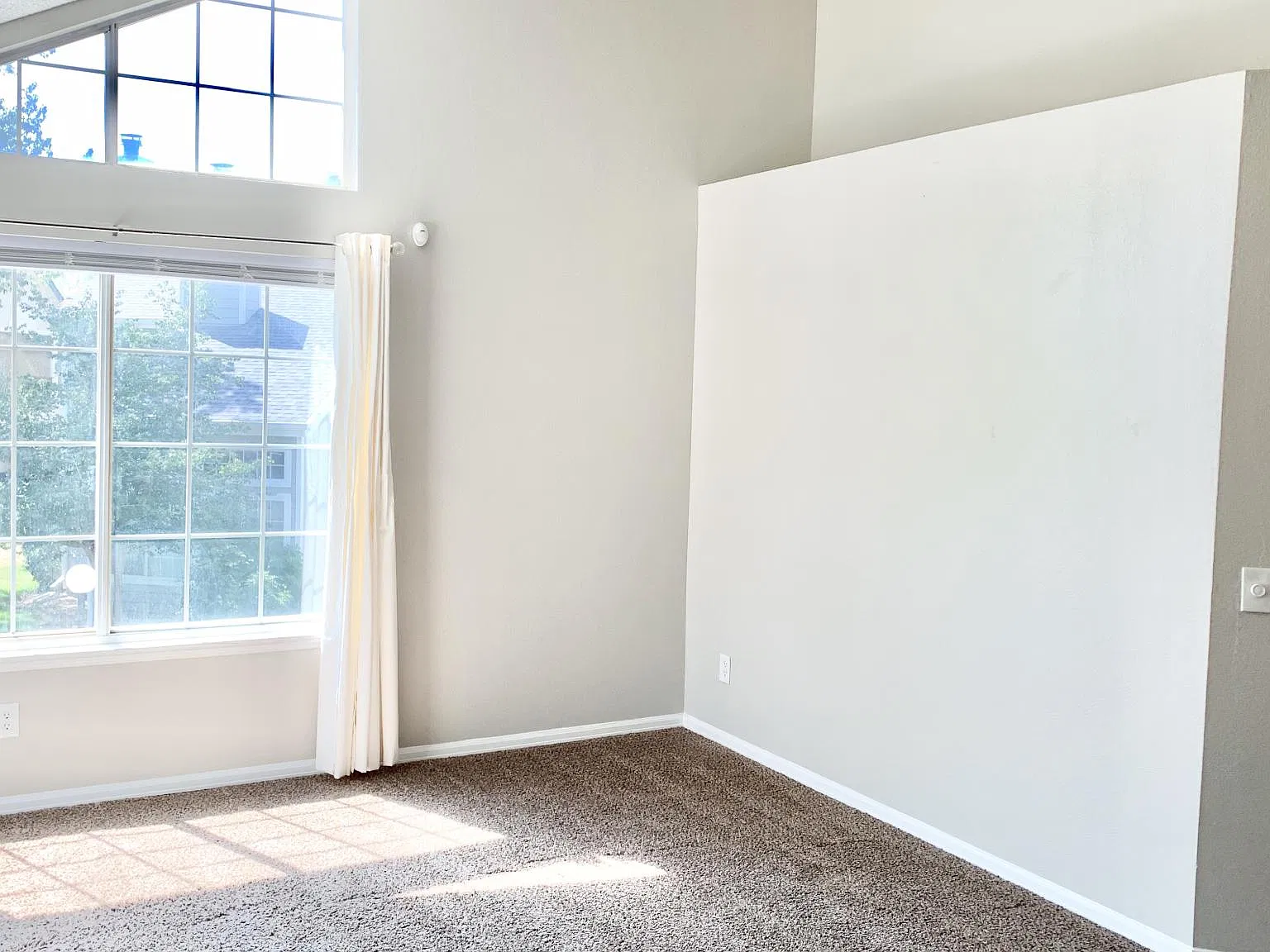 4094 S Carson St — Photo 3