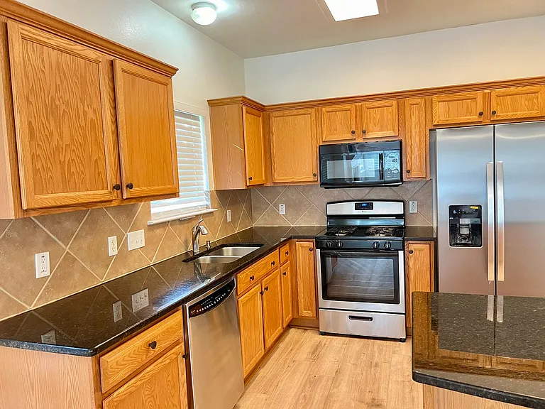 10605 Royal Tara Cv — Photo 5