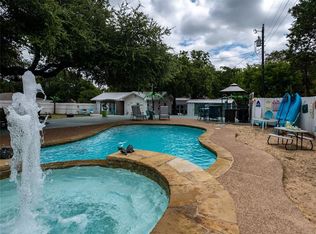 1809 Pioneer Rd, Granbury, TX 76049