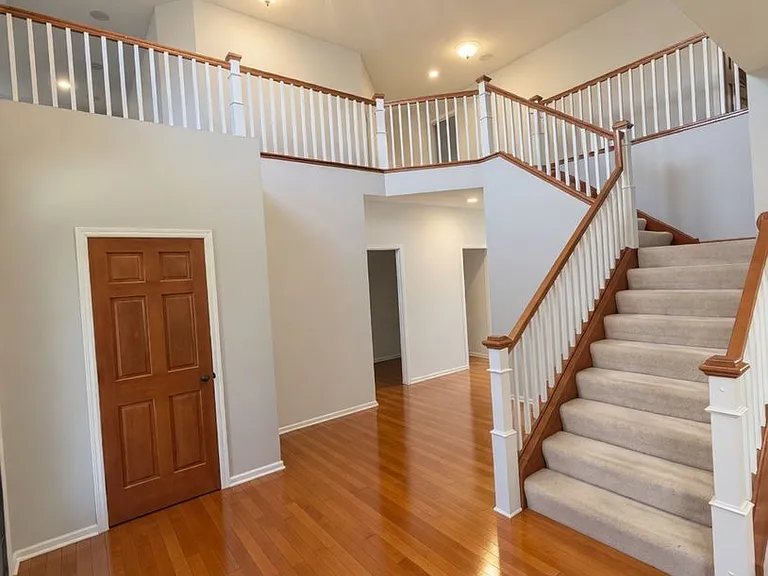 1443 Bethesda Cir — Photo 4