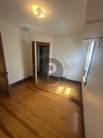 9611 Larnder Ave — Photo 8
