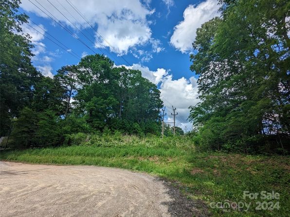 229 Boger Ct SW, Concord, NC 28025