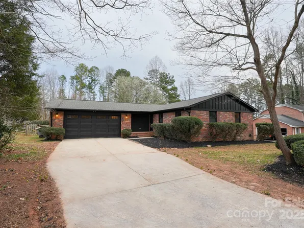908 Coventry Rd, Kannapolis, NC 28081