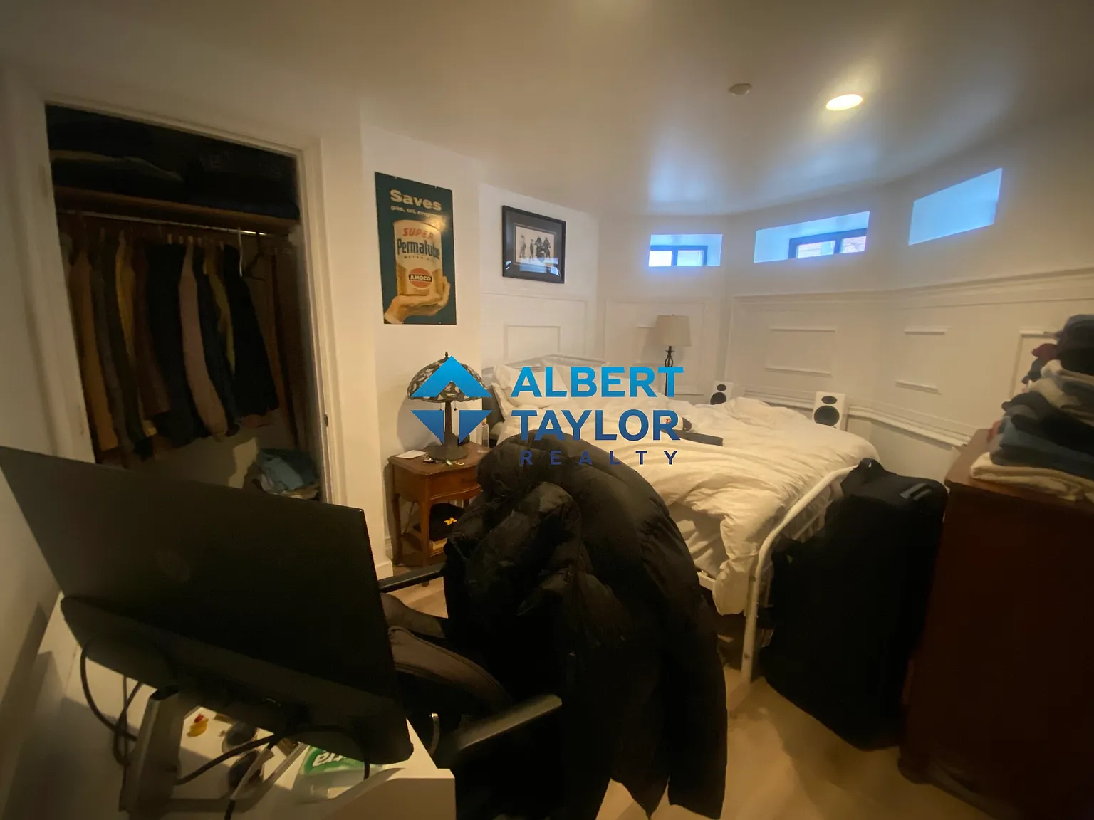 3 bed, 818 sqft, $5,610 — Photo 3