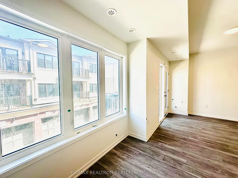 105 Matawin Ln — Photo 7