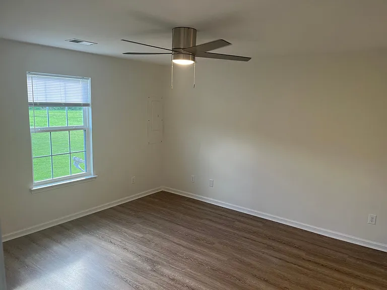 208 Elkhorn Meadows Dr — Photo 5