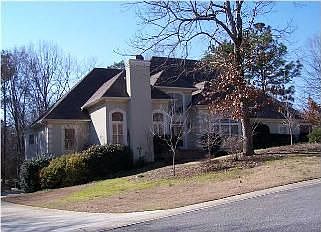 Go to www.hulenhomesandland.com/masterslane.html to see all pictures!!