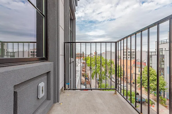 Rented by Brooklyn Group | media 9