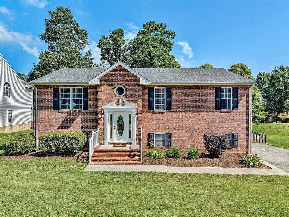 1st image of 4727 Great Glen Dr