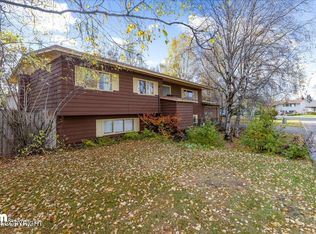 2060 Duke Dr, Anchorage, AK 99508